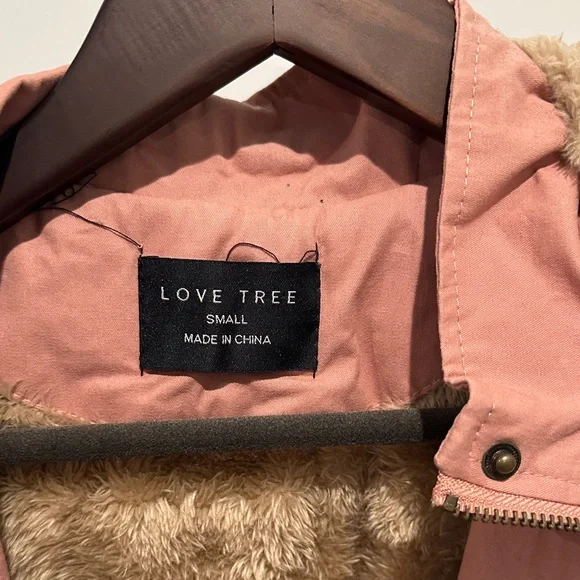 Love Tree Dusty Pink fur lined Hooded Vest - Picture 3 of 3